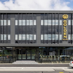 Hotel Golden Hotel cazare Riccarton