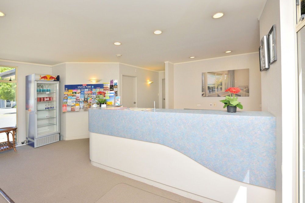 Hotel Shoreline Motel