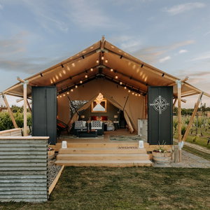 Hotel Villas & Vines Glamping cazare Clive