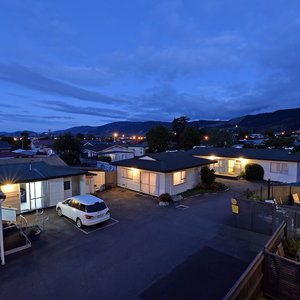 Hotel Richmond Motel & Holiday Park cazare Richmond