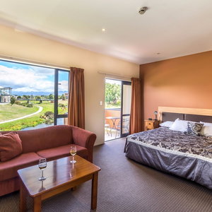 Hotel Waterfront Motels cazare Mayfield