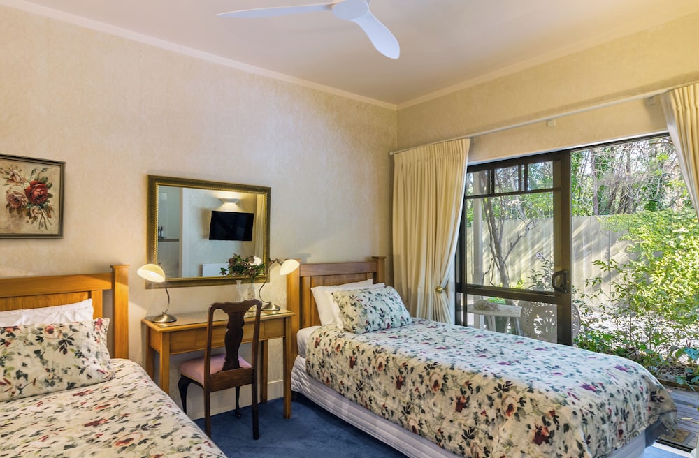 Hotel Olive Rabbit - Boutique Bed & Breakfast