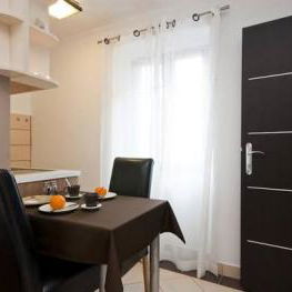 Hotel Apartments Donat cazare Zadar