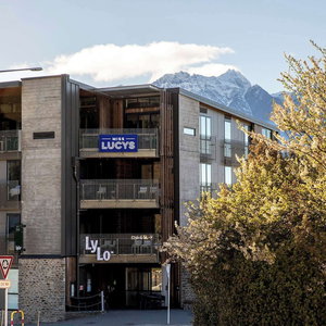 Hotel Lylo Queenstown cazare Queenstown