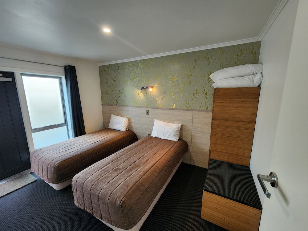 Hotel The Strand