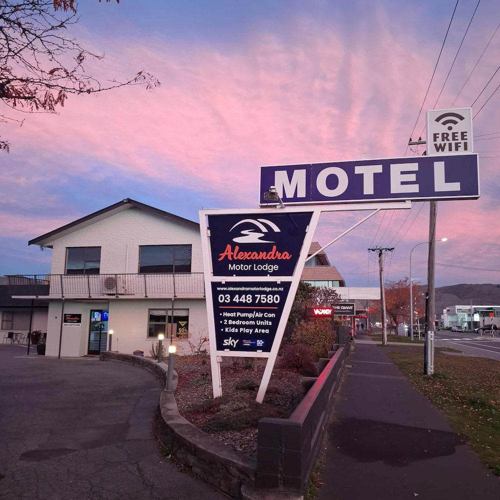 Hotel Alexandra Motor Lodge