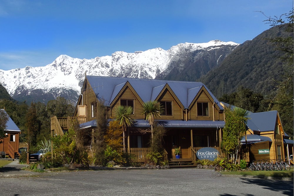 Hotel Fox Glacier Lodge