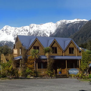 Hotel Fox Glacier Lodge cazare Waikowhai