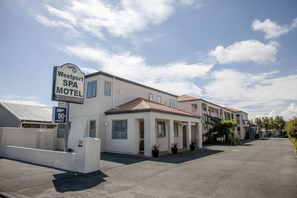 Hotel Westport Spa Motel