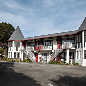 Hotel Castles Motel And Driftwood Motel cazare Tahunanui
