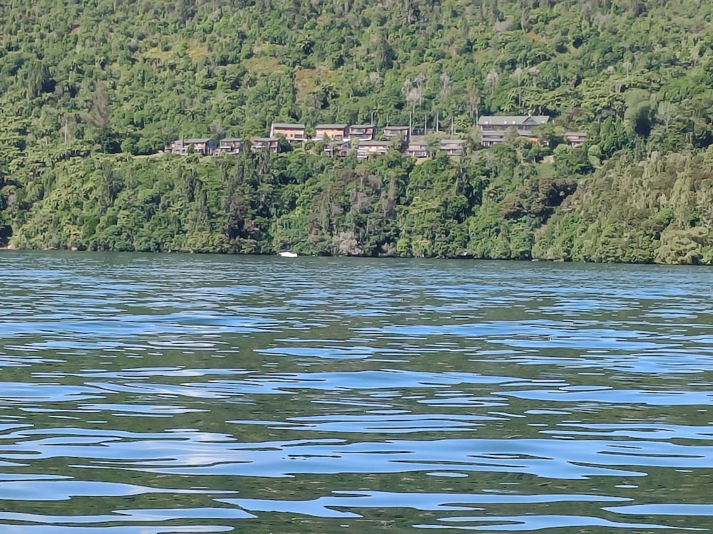Hotel Pukawa Villas (Formerly Oreti Village Resort)