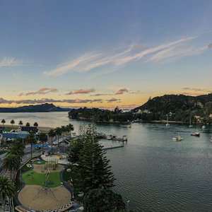 Hotel Esplanade Apartments cazare Whitianga
