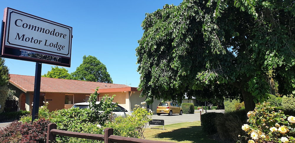 Hotel Commodore Motor Lodge