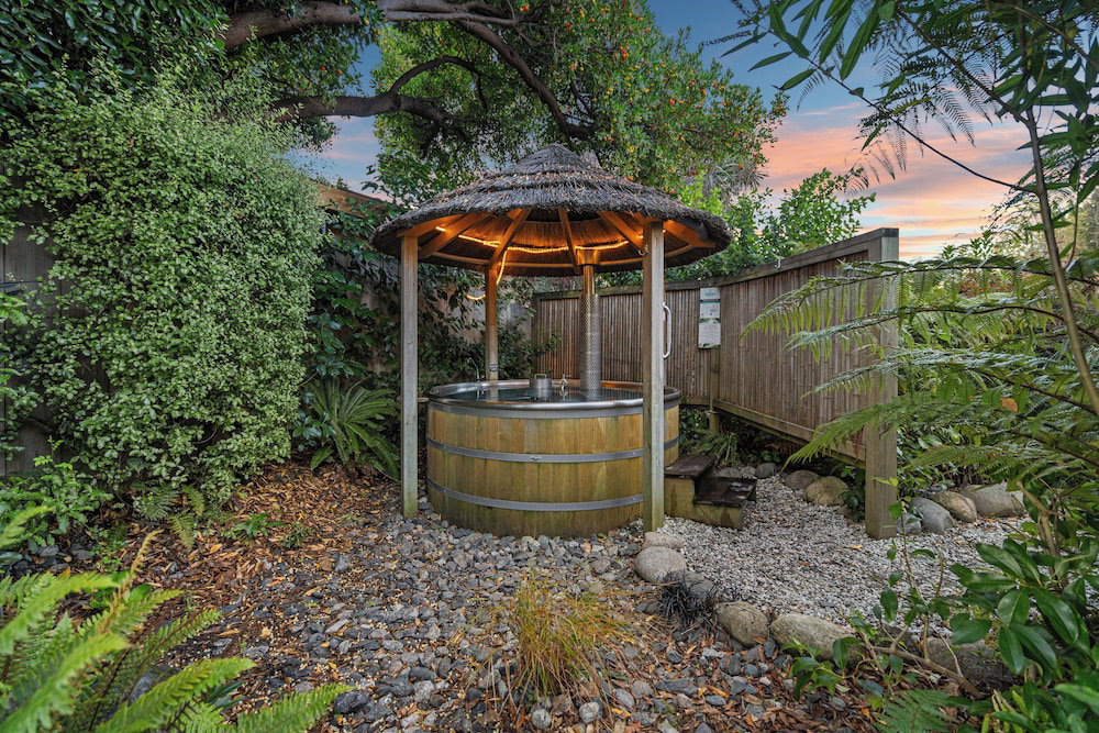 Hotel Tasman Holiday Parks - Te Anau