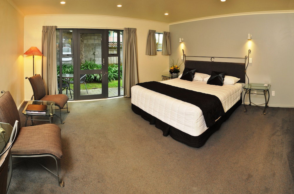Hotel Chancellor Motor Lodge & Conference Centre