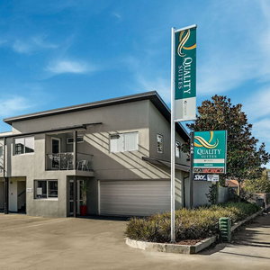 Hotel Quality Suites Amore cazare Riccarton