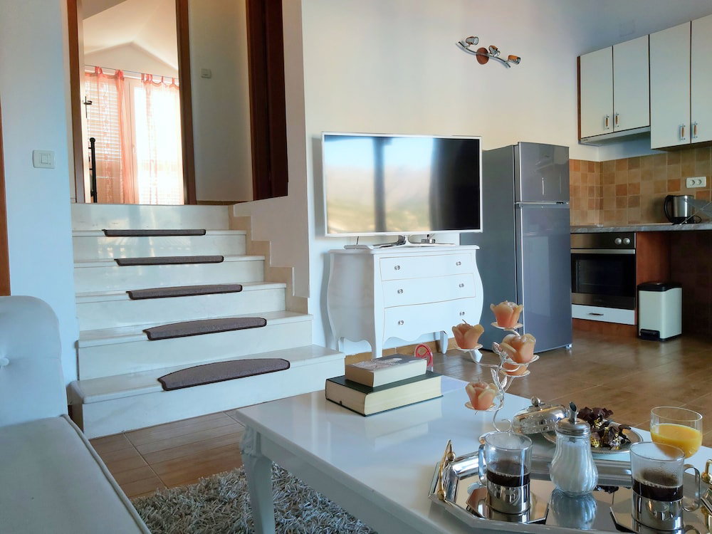 Adria Apartments