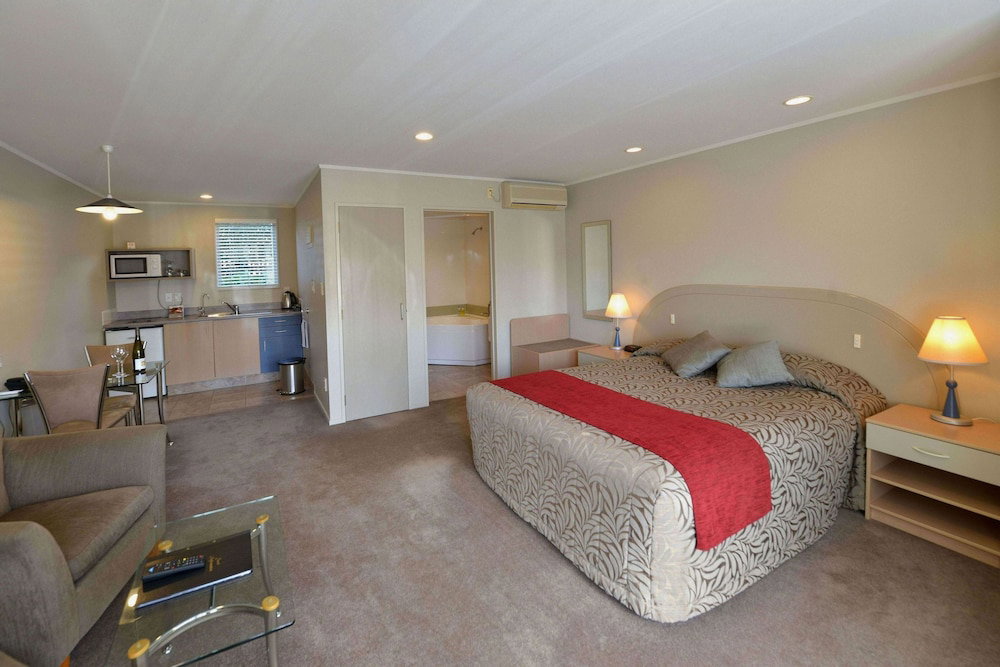 Hotel Brougham Heights Motel