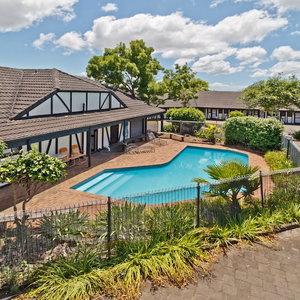 Hotel Oakwood Manor Motor Lodge cazare Mangere