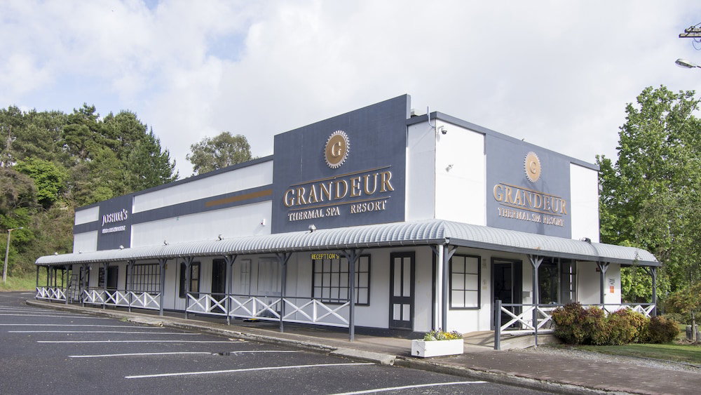 Hotel Grandeur Thermal Spa Resort