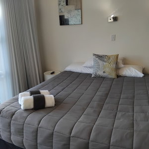 Hotel The Coast Motel cazare Maori Hill