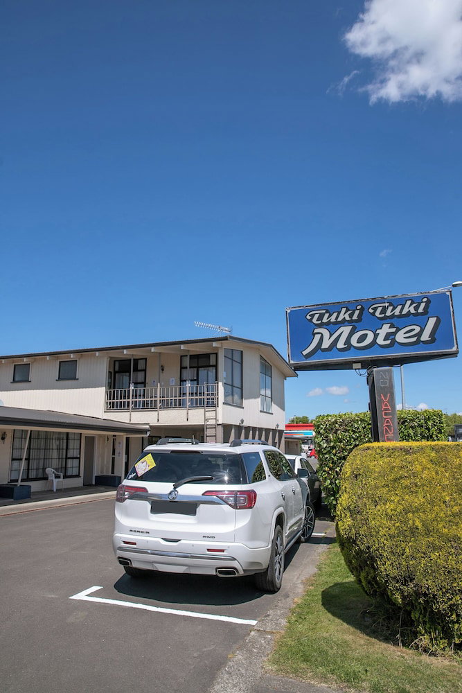 Hotel Tuki Tuki Motel