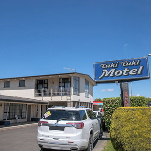 Hotel Tuki Tuki Motel cazare Otane