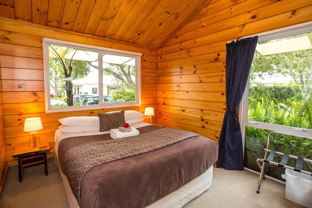 Hotel Tatahi Cove - Hostel