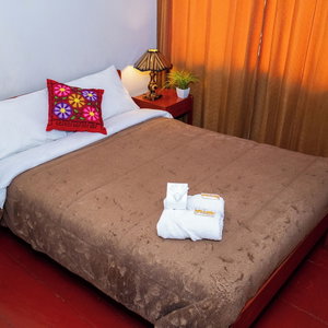 Hotel Hostal Keros Inn cazare Santiago