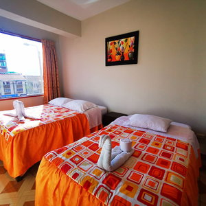 Hotel Hostal Pachacuteq Inn cazare Santiago