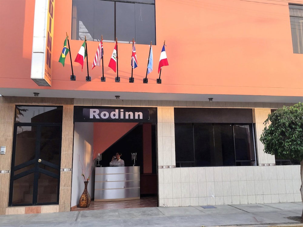 Hotel Hostal Rodinn