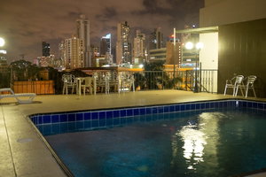 Hotel Hotel Latino cazare Calidonia