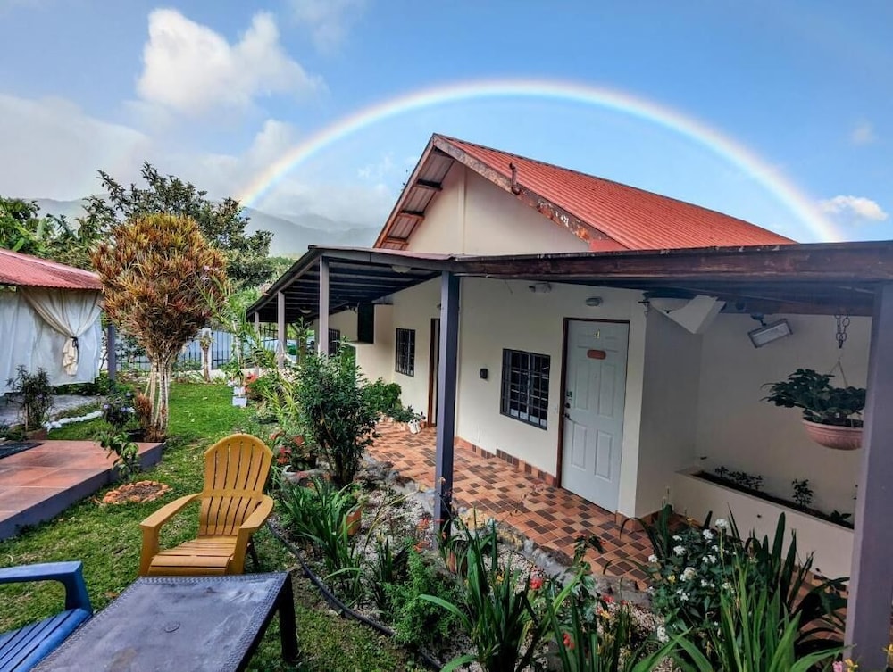 Hotel Jardin Del Eden