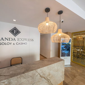 Hotel Hotel Faranda Express Soloy And Casino, A Member Of Radisson Individuals cazare Calidonia