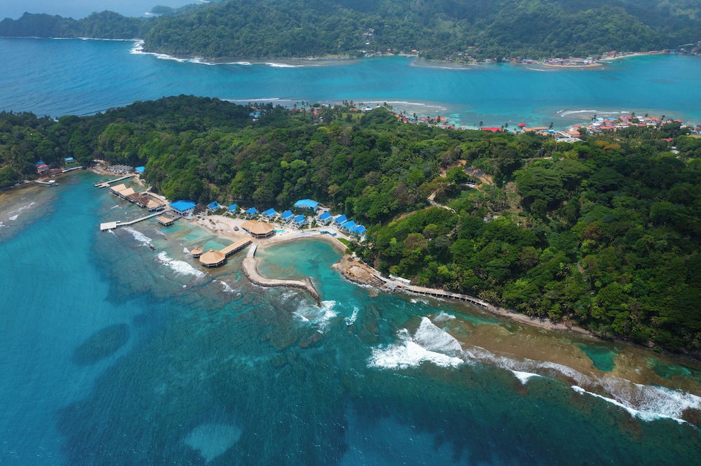 Hotel Ordovician Beach Resort