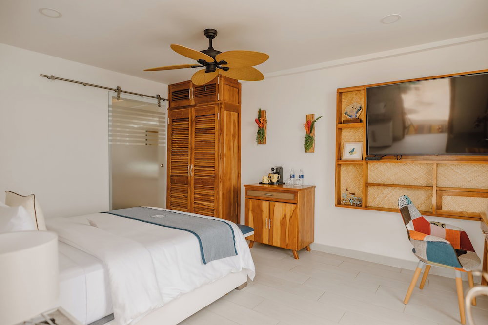 Ordovician Beach Resort