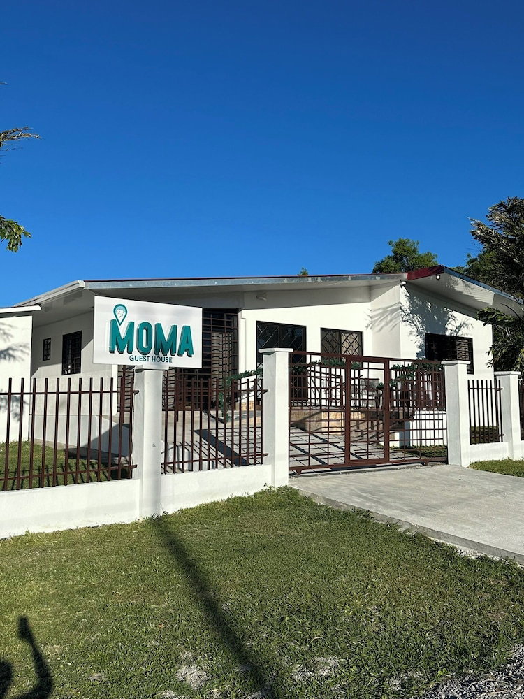 Hotel Moma Guest House