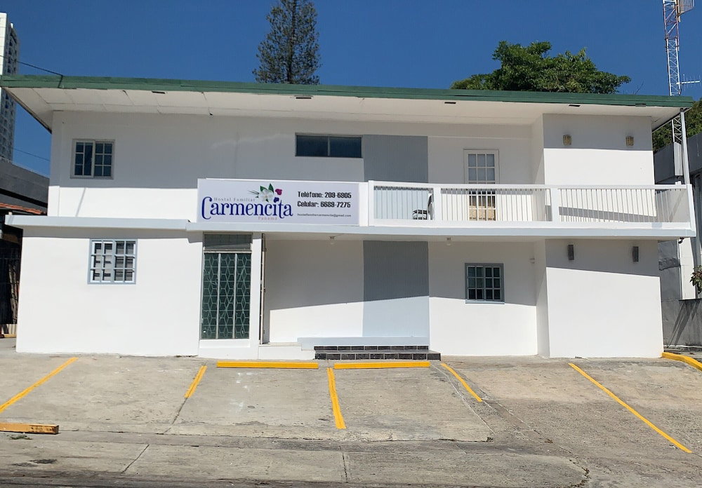 Hotel Hostal Familiar Carmencita - Hostel