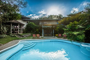 Hotel Casa Madre Tierra cazare Los Llanitos