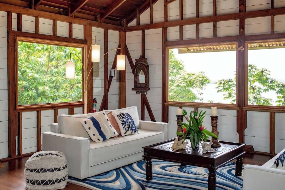 Hotel The Lodge At Punta Rica