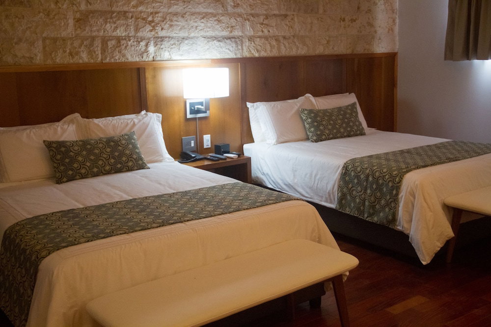 Los Brezos Boutique Hotel