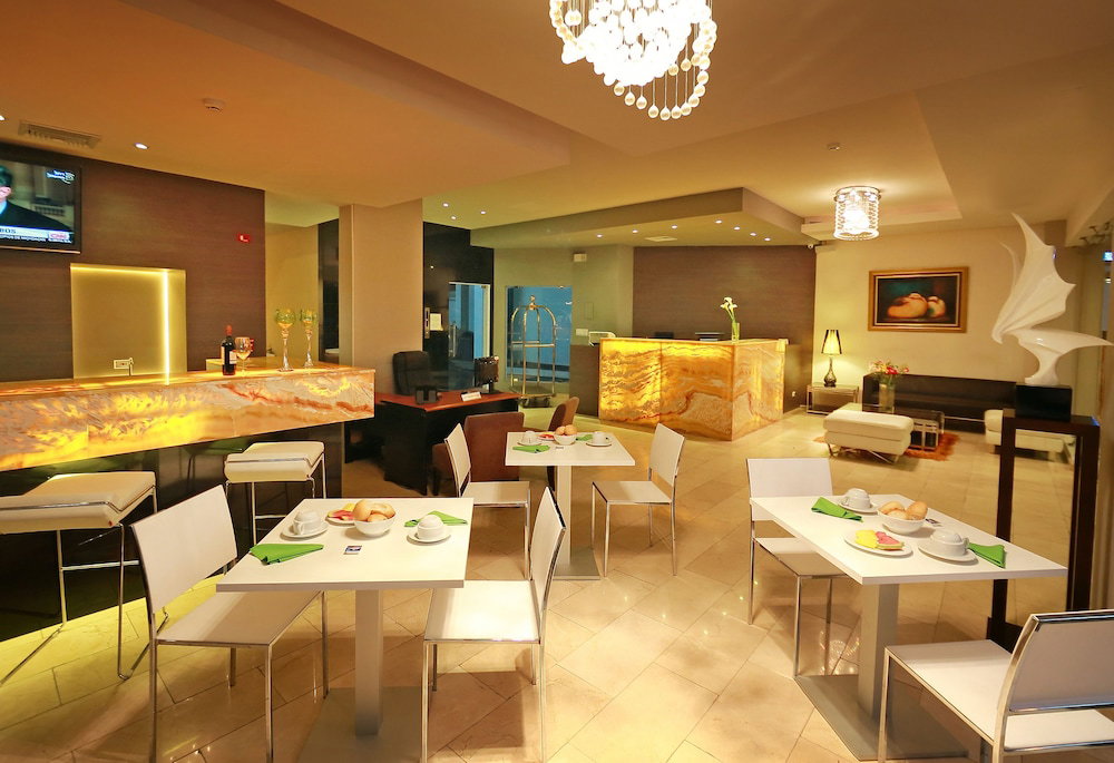 Hotel Hotel Suites Ambassador