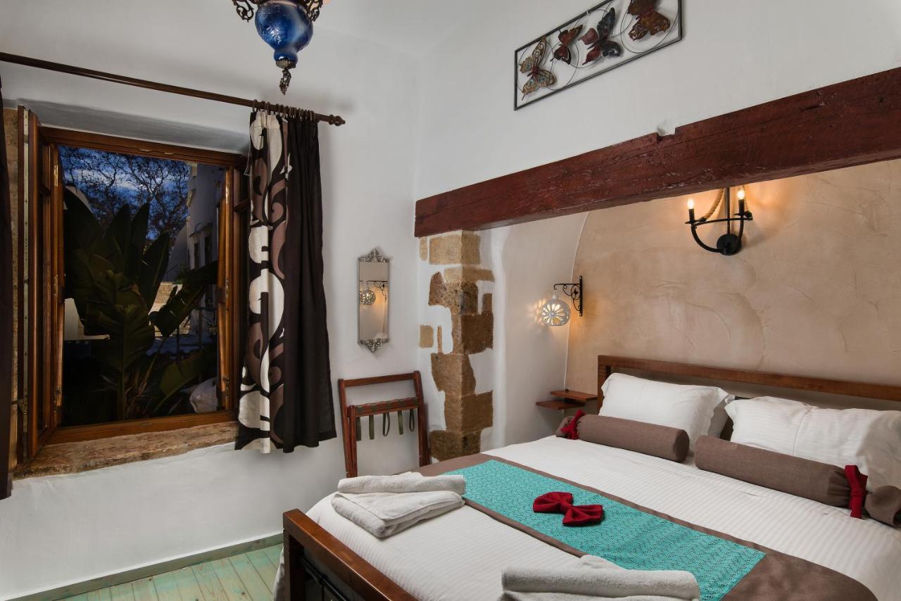 dal travel Dream Art Studios