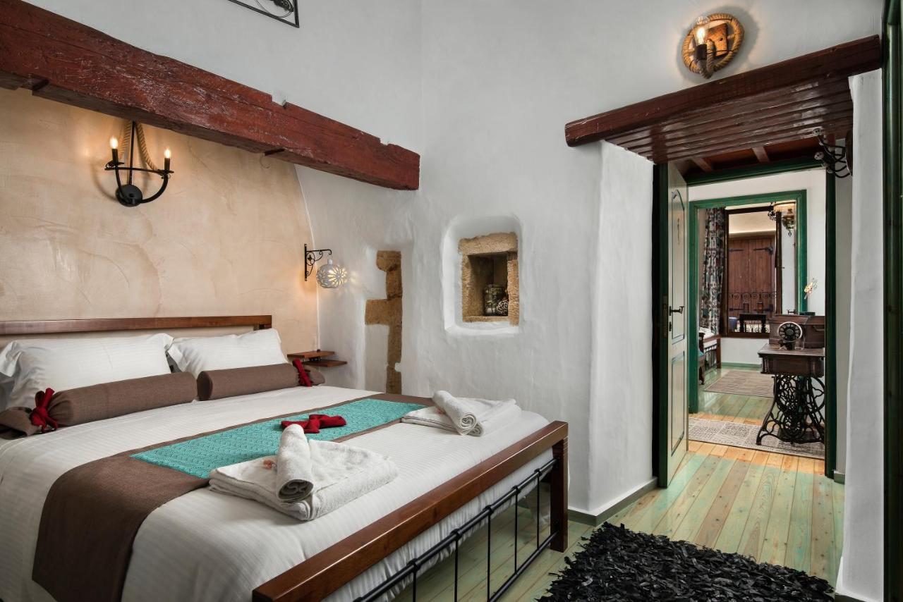 dal travel Dream Art Studios