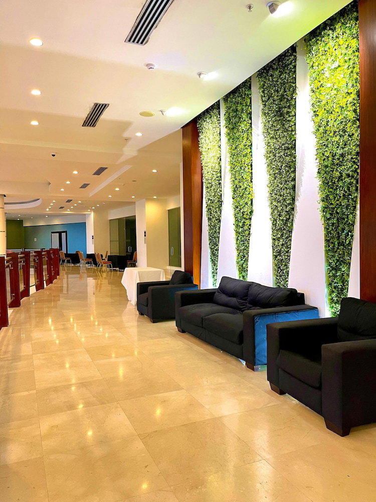 Sand Diamond Hotel