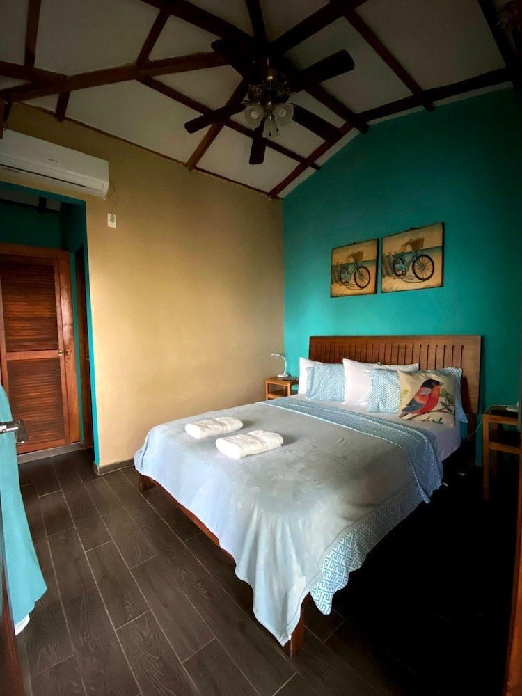 Hotel Y Restaurante Mama Ines