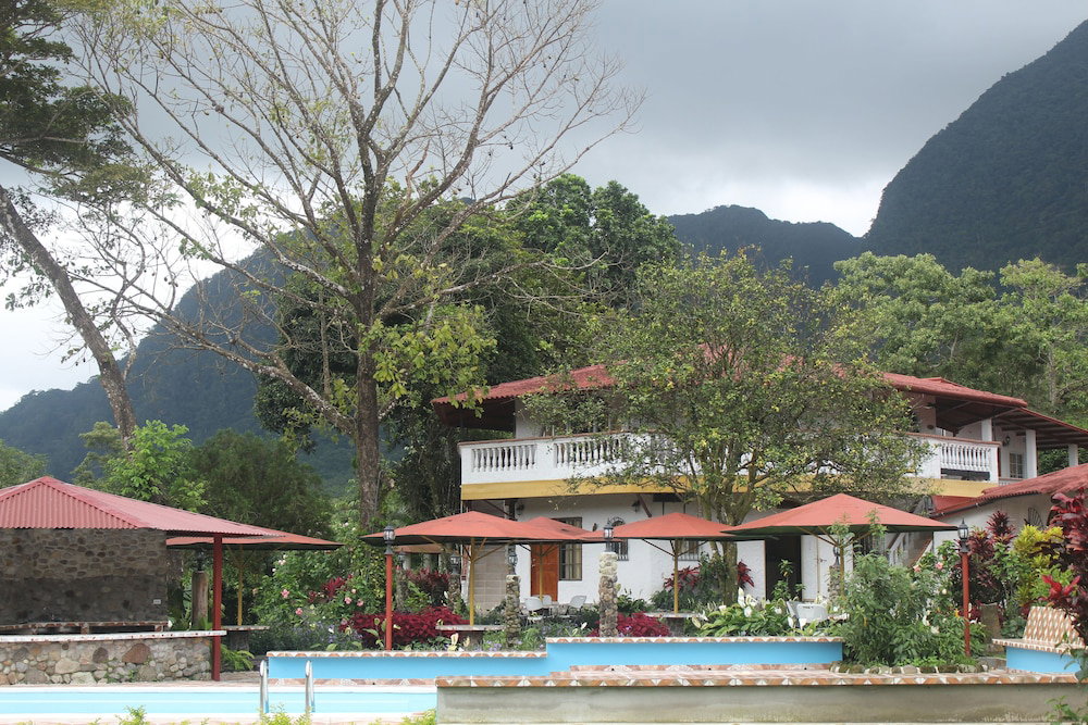Hotel Hotel Y Restaurante Valle Verde