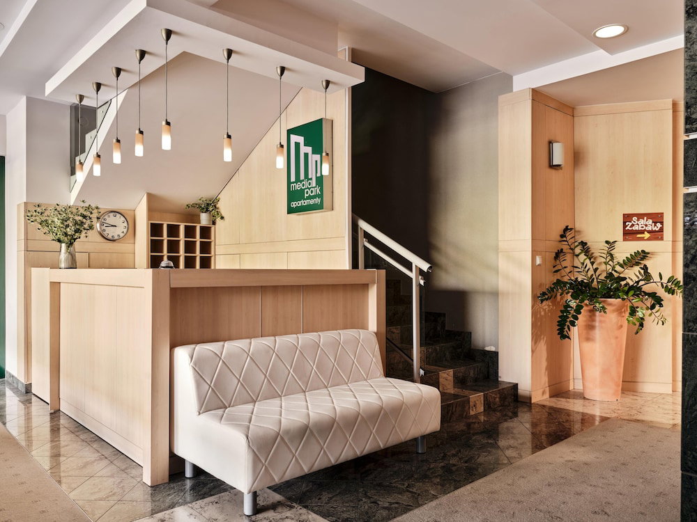 Hotel Media Park