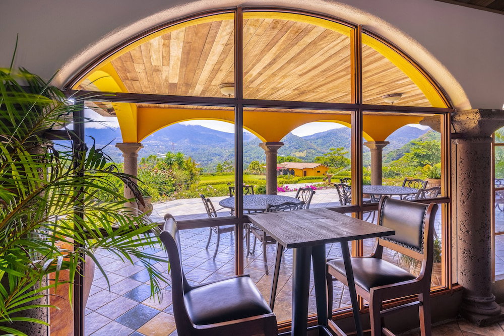 Los Establos Boutique Resort- All Inclusive