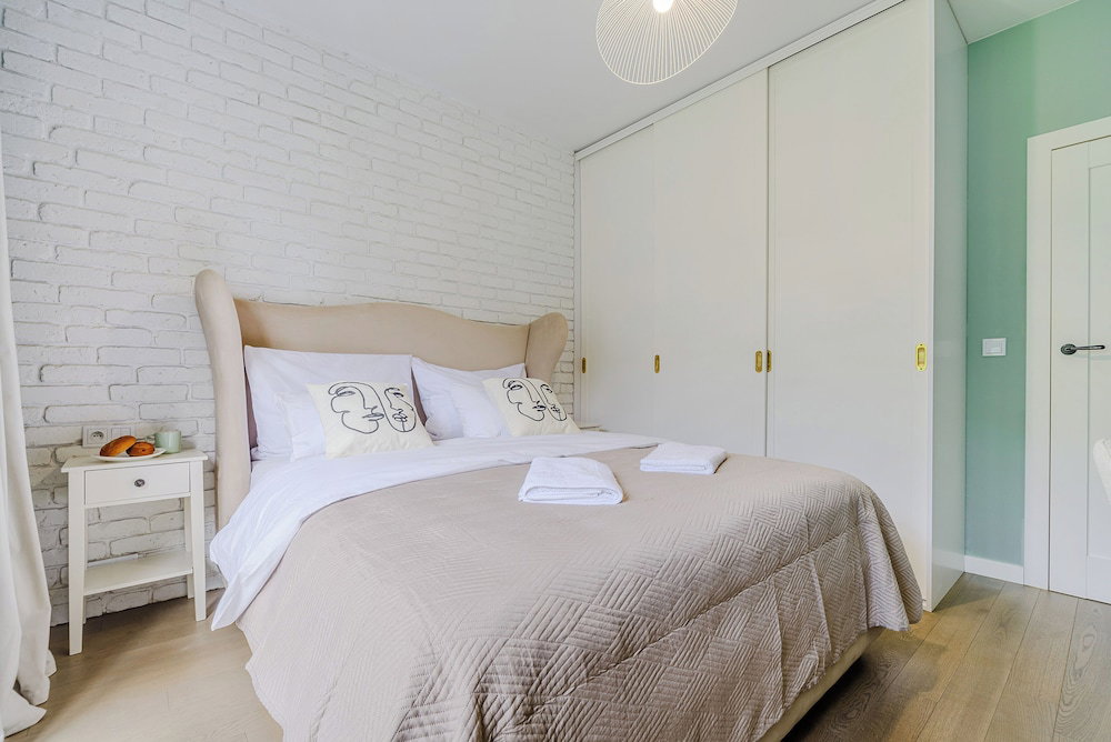 Hotel Grzybowska 85A